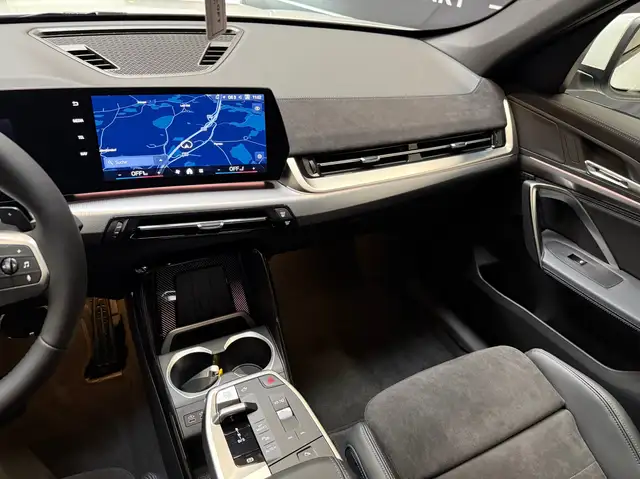 BMW X1 view 14