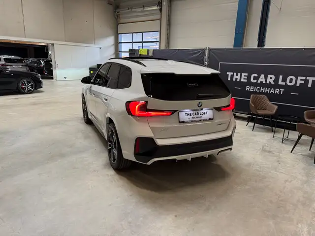 BMW X1 view 4