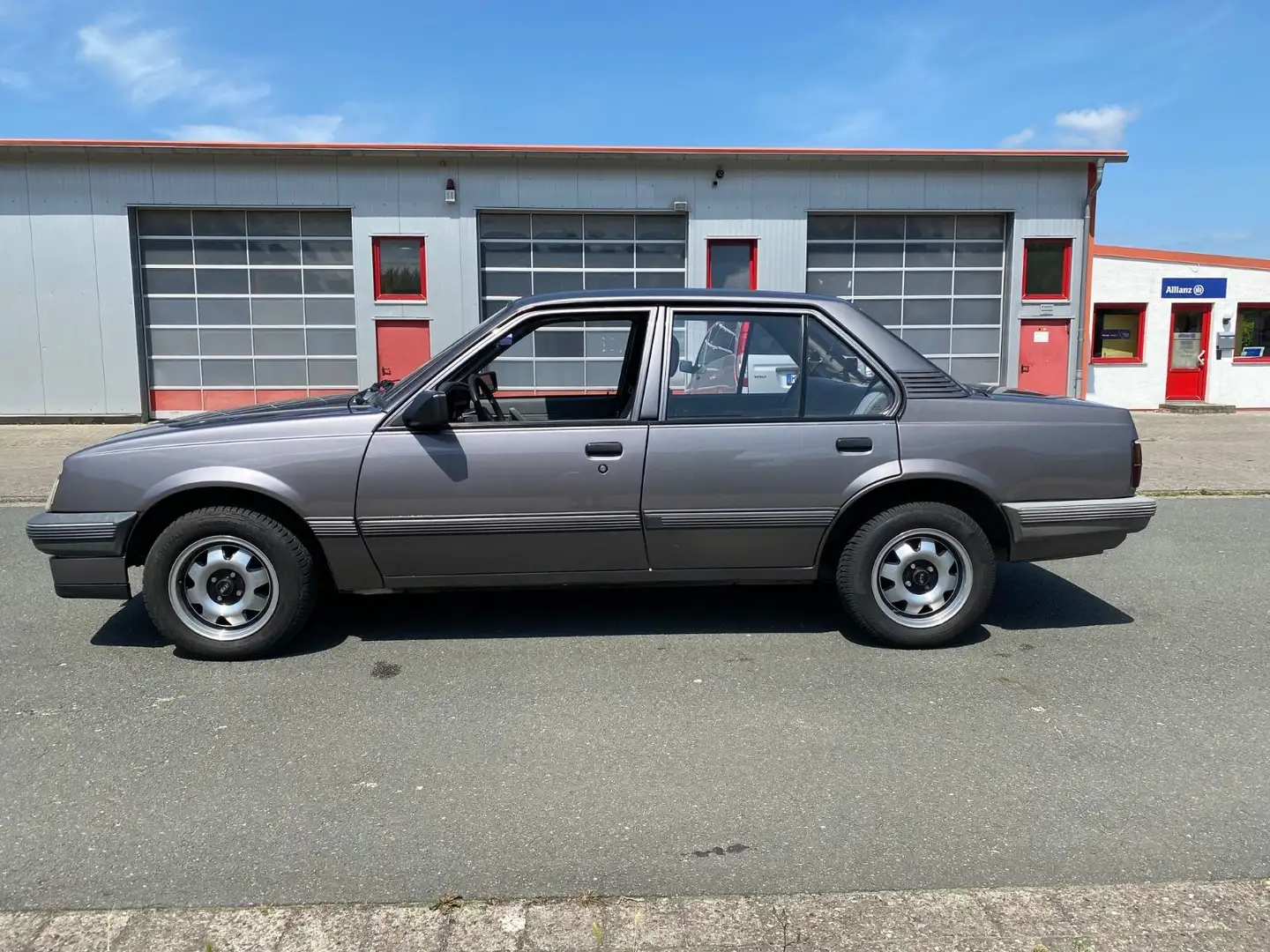 Opel Ascona C 1,6 Automatik H-Zulassung ATS Oldtimer Gris - 2