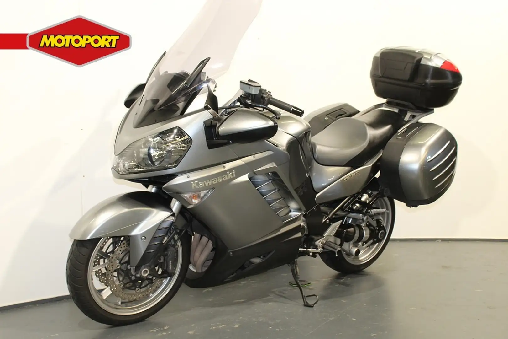 Kawasaki GTR 1400 Gri - 2