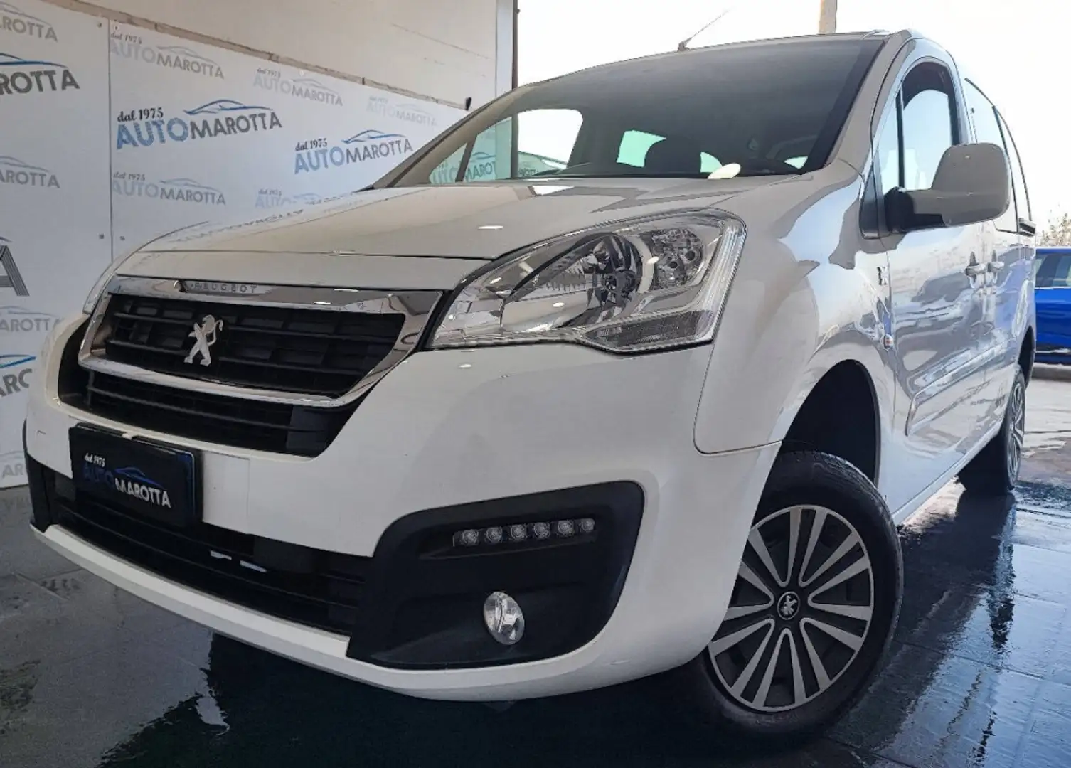 Peugeot Partner 1.6 bluehdi (extreme) Active Tr.C. Plus 4x4 100cv Blanco - 2