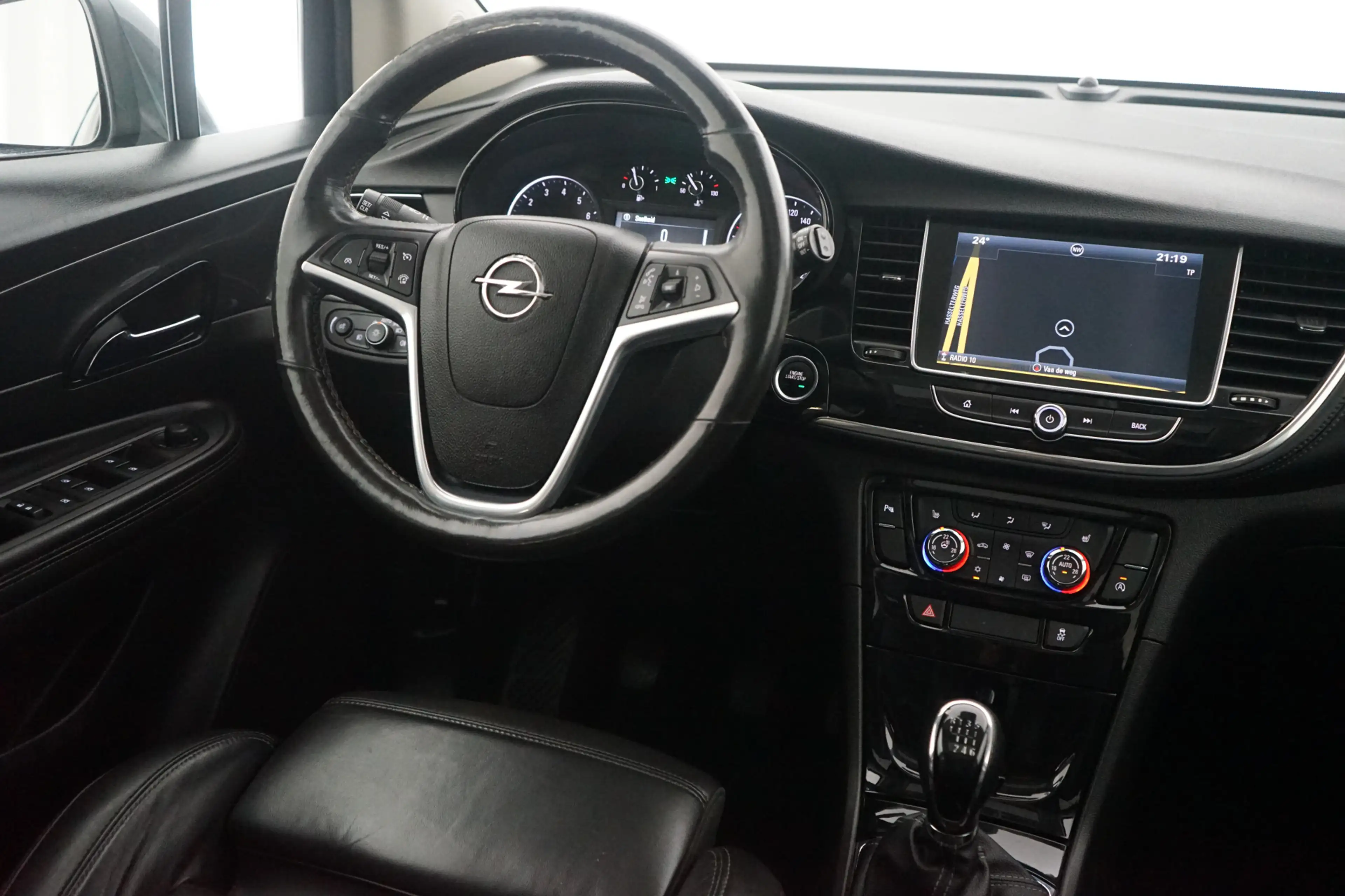 Opel Mokka X 1.4 Turbo Innovation — photo 14