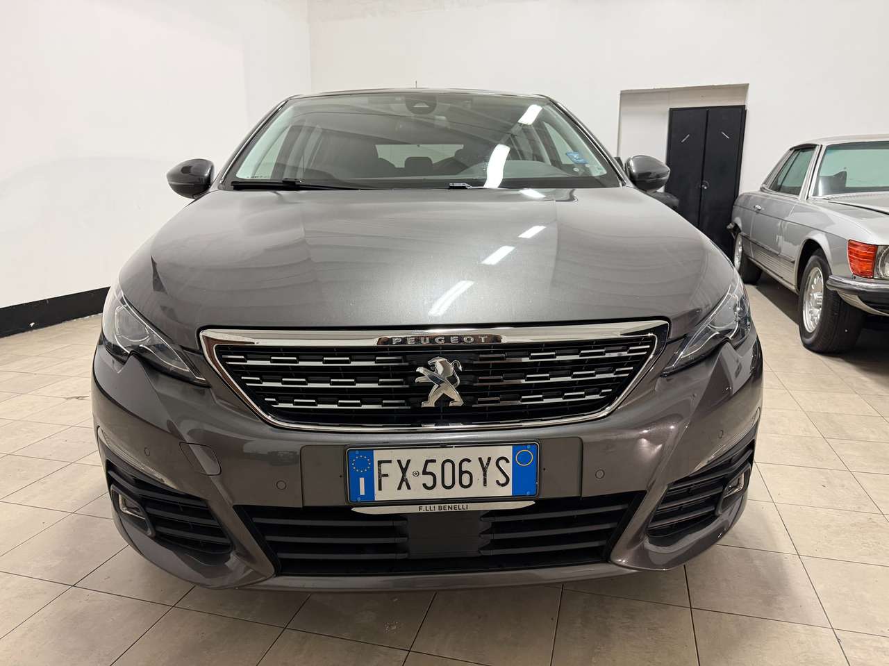 Peugeot 308 308 II 2018 5p 1.5 bluehdi Tech Edition s