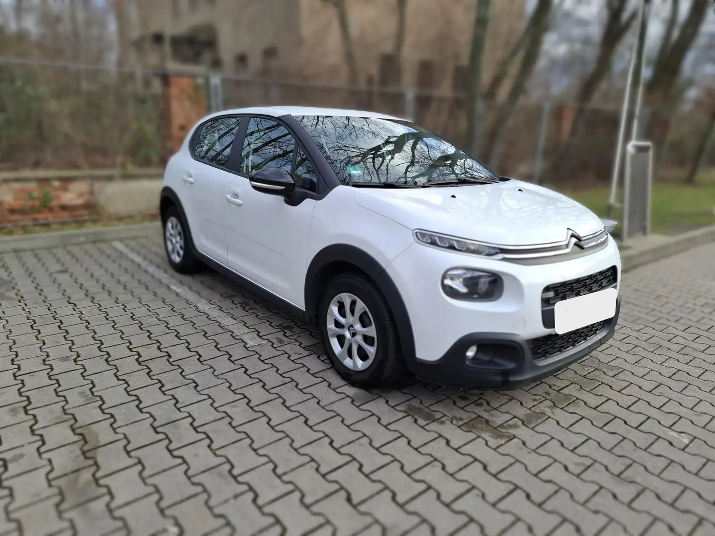 Citroen C3 C3+Pure+Tech+82+FEEL Weiß - 2