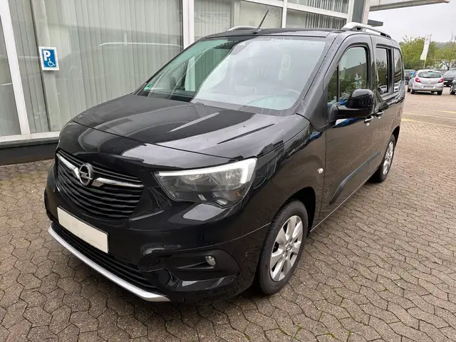 Opel Combo Life 1,2 Innovation *Navi Pro*PDC*Kamera*SHZ*