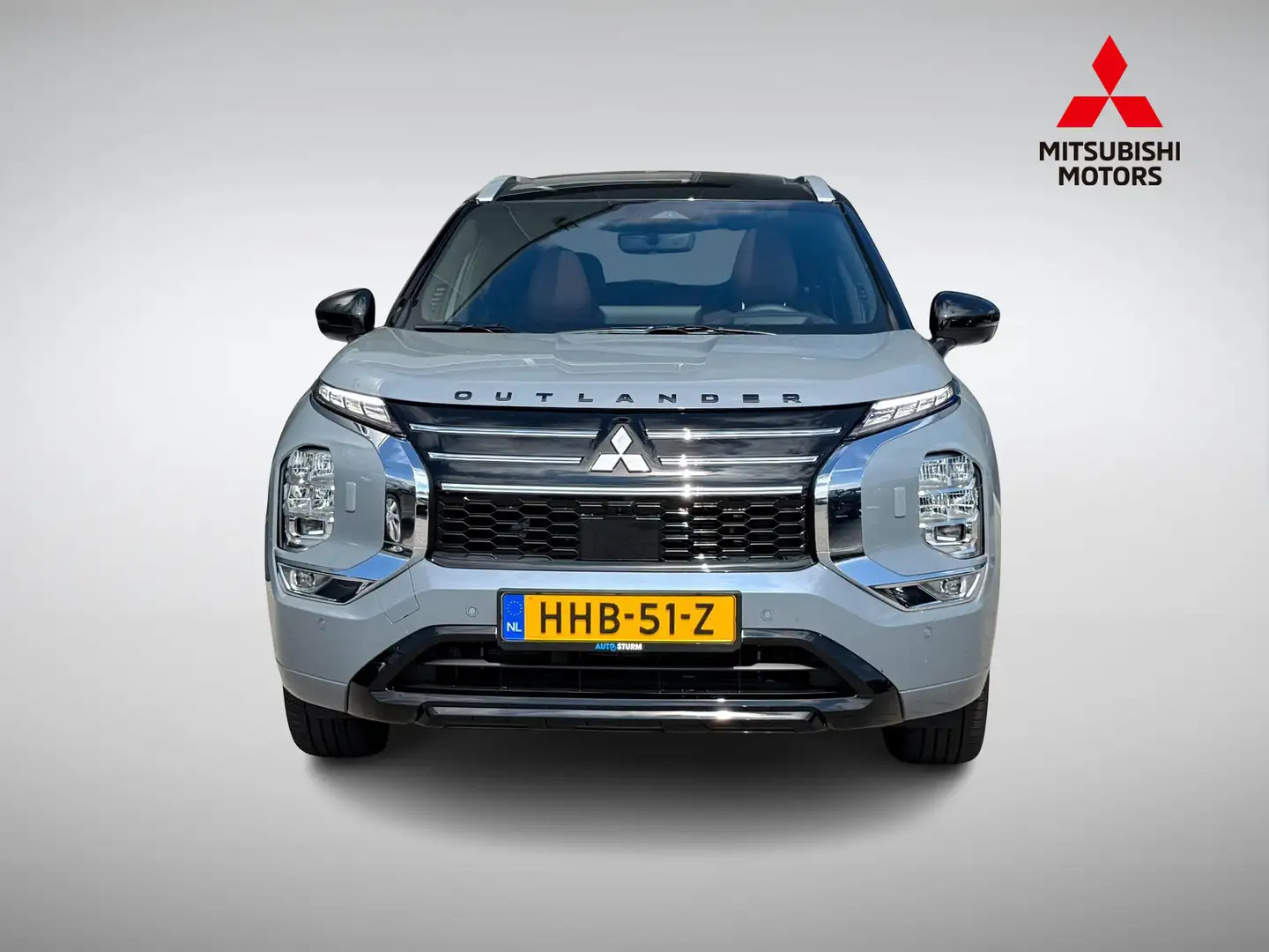 Mitsubishi Outlander 2.4 PHEV Instyle+ | Panoramadak | Nappa Leder | Pr Gris - 2