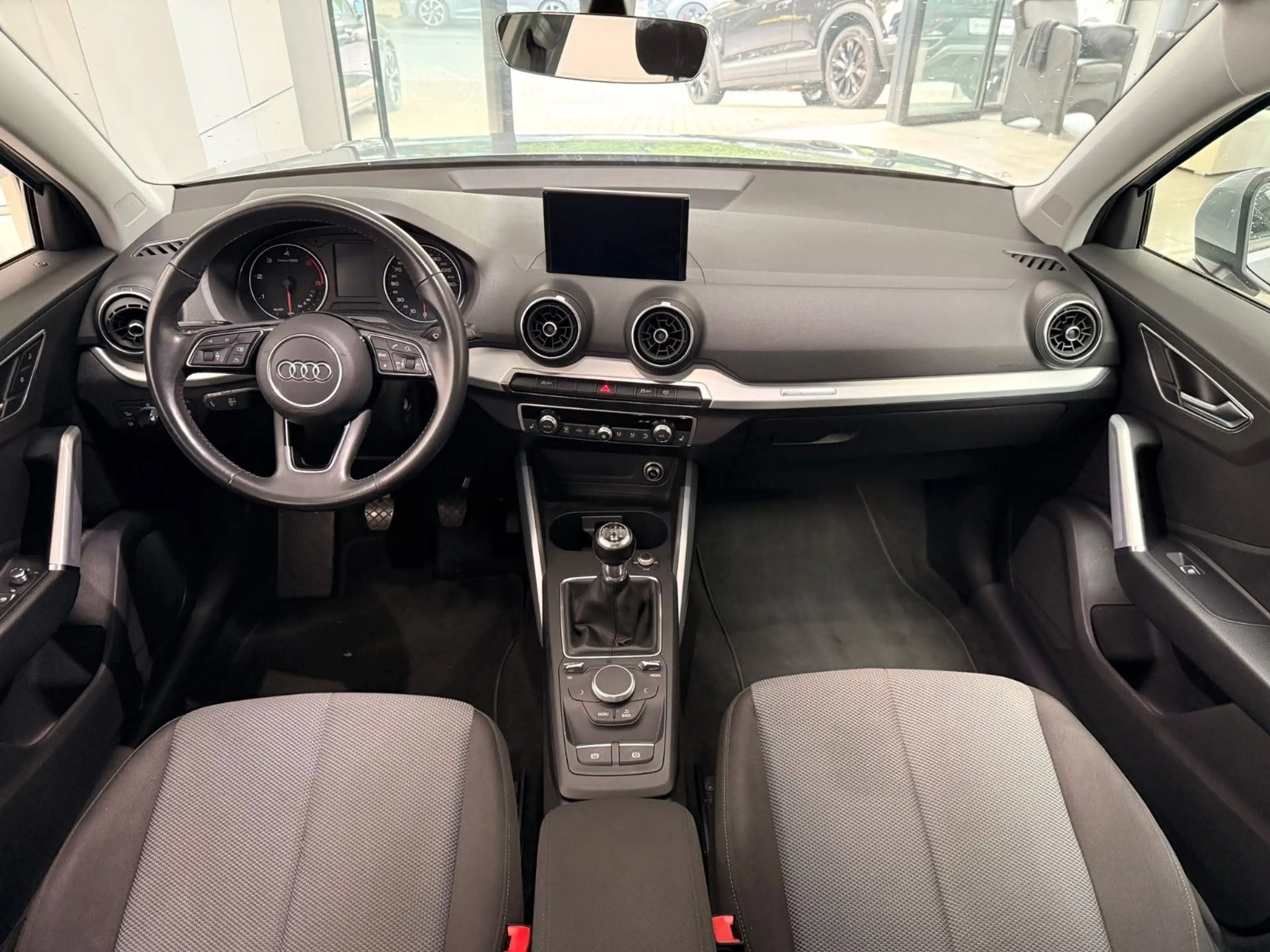Audi Q2 design Navi AHK Tempo Allwetter — photo 10