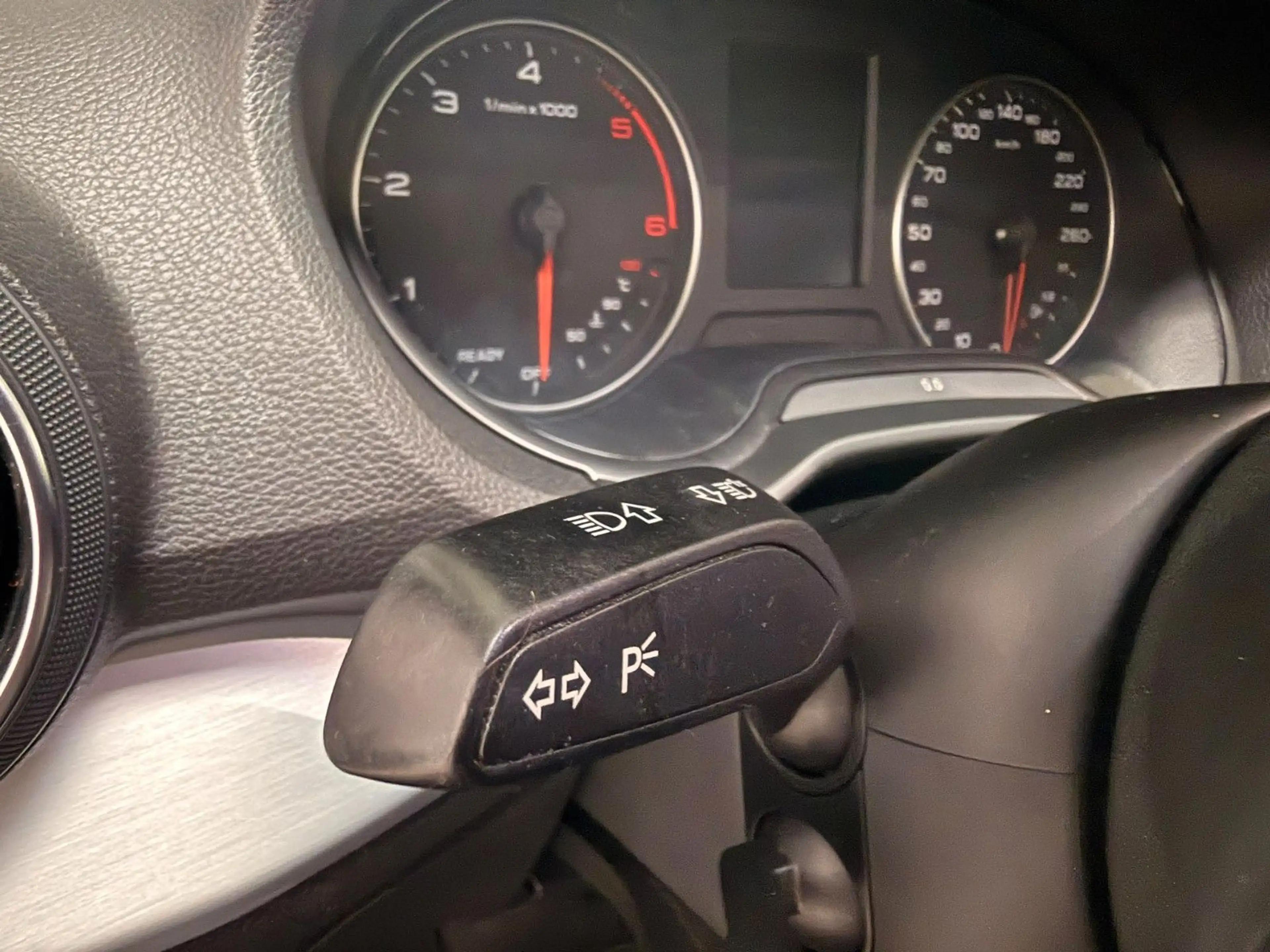 Audi Q2 design Navi AHK Tempo Allwetter — photo 12