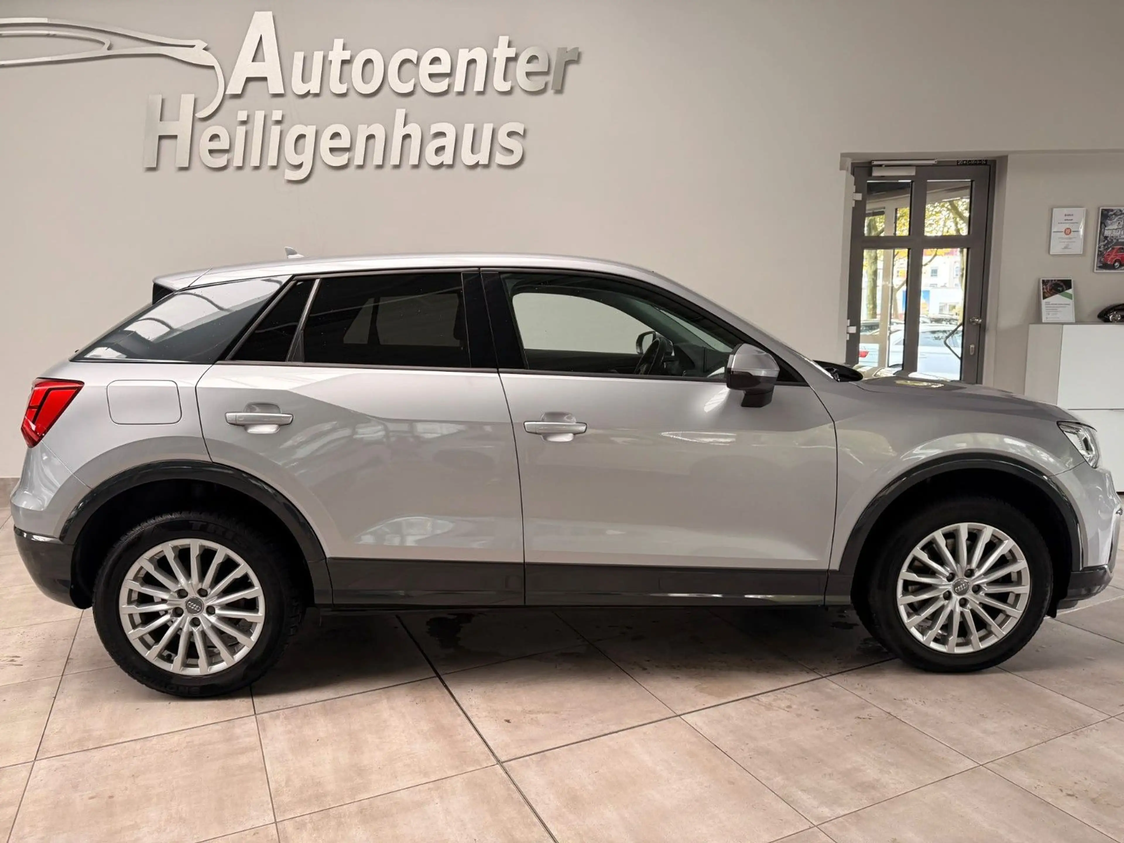 Audi Q2 design Navi AHK Tempo Allwetter — photo 4