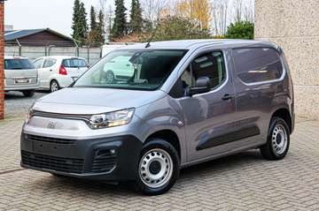 AUTOMAAT*NAVIGATIE*ACHTERUITRIJCAMERA*APPLE-CARPLA