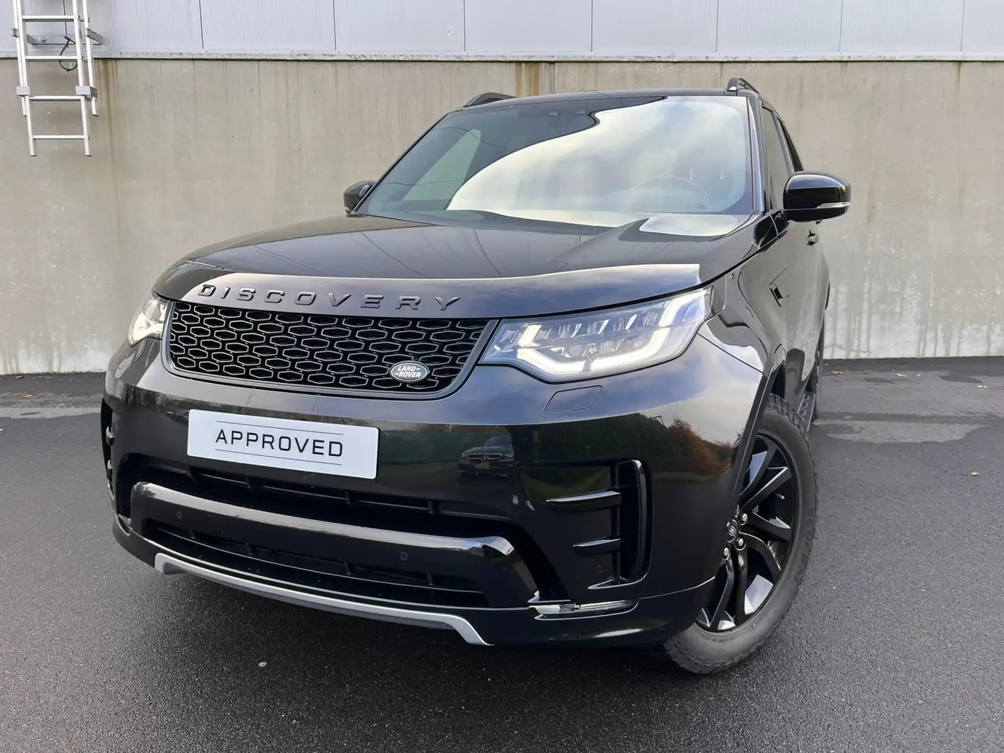 Land Rover Discovery *Lichte vracht* 2.0 D240 Noir - 1