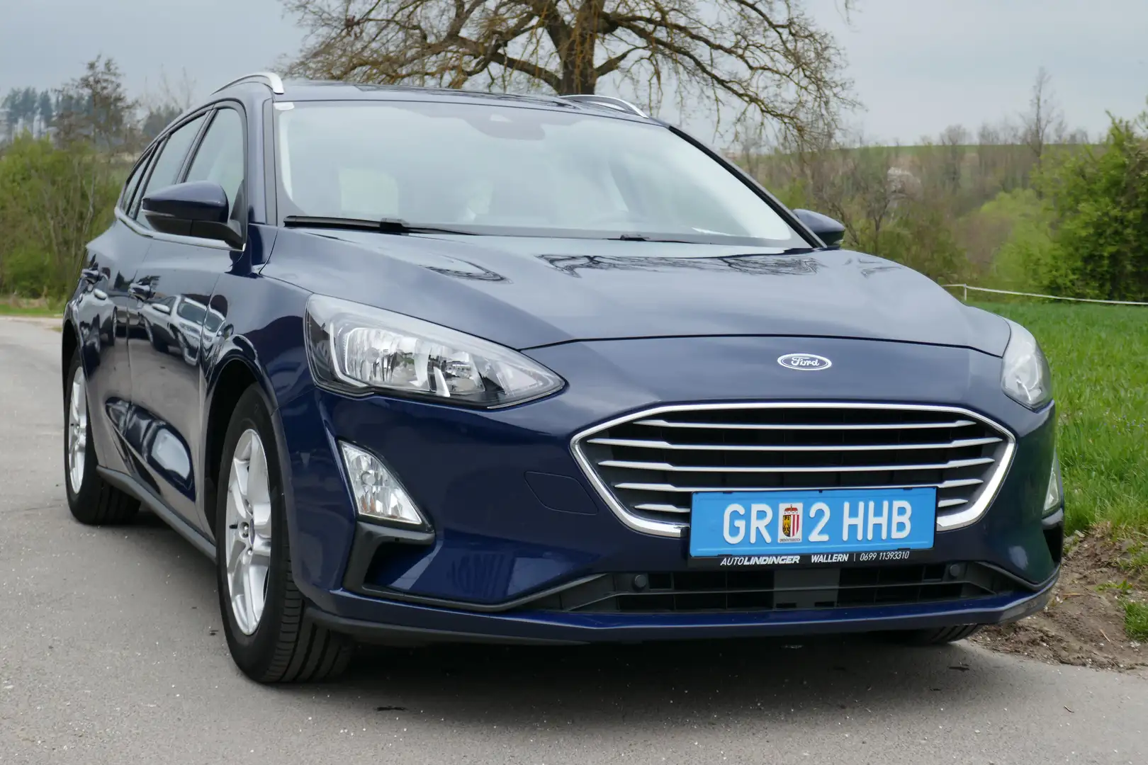 Ford Focus Cool&Connect Blau - 2