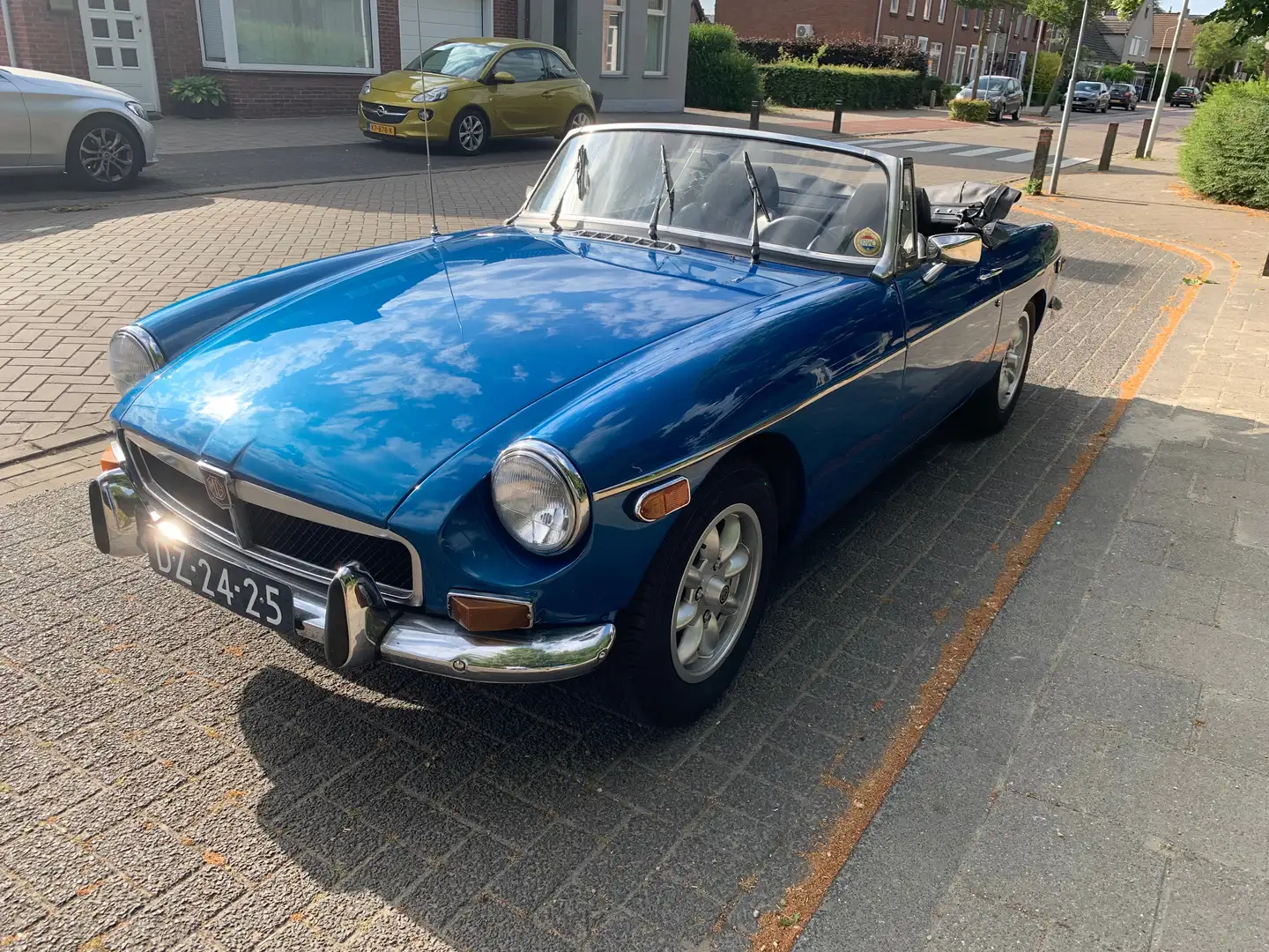 MG MGB MG B Blau - 1