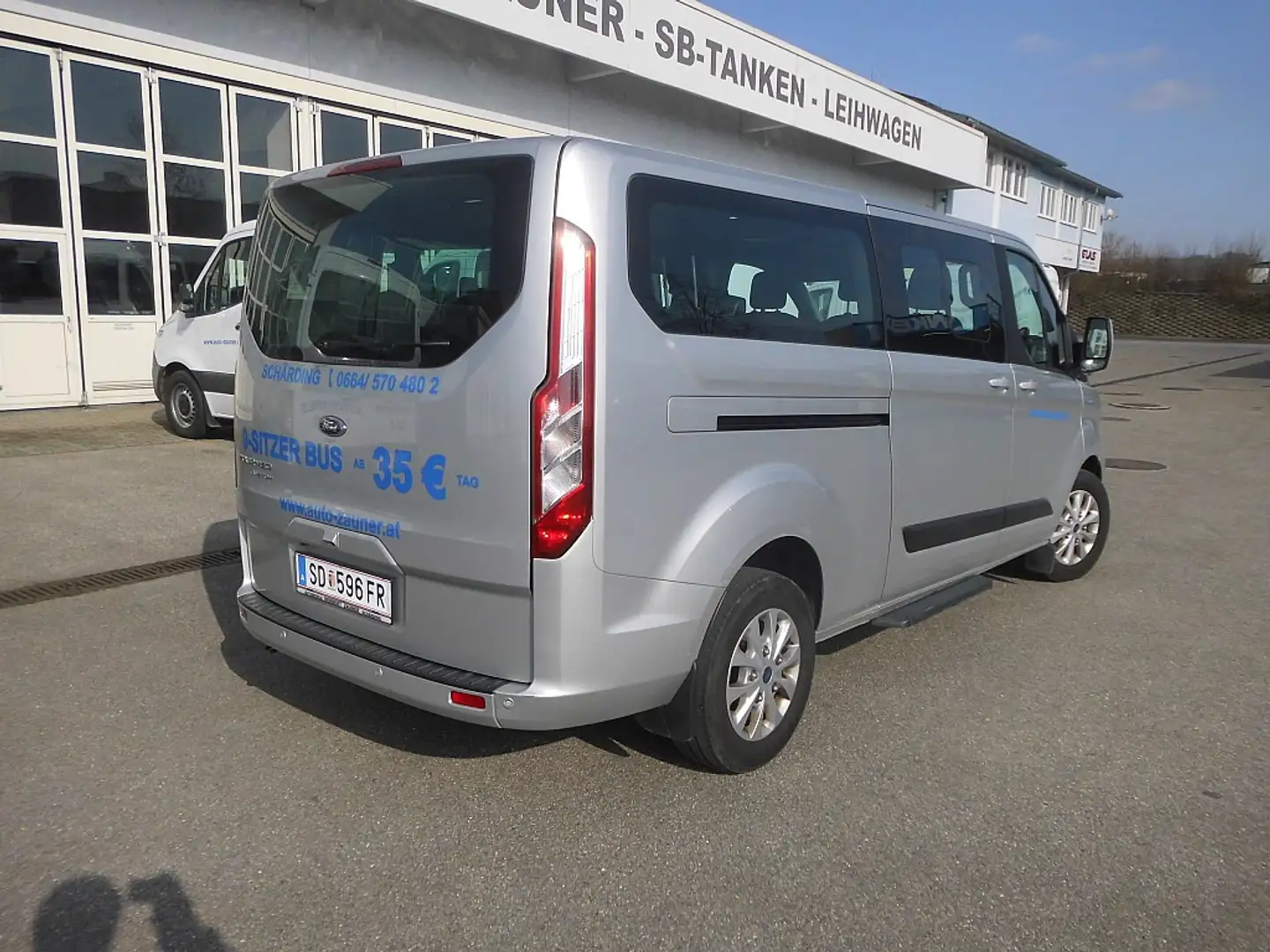 Ford Tourneo Custom 2,0 EcoBlue 320 L2 Trend Argent - 2