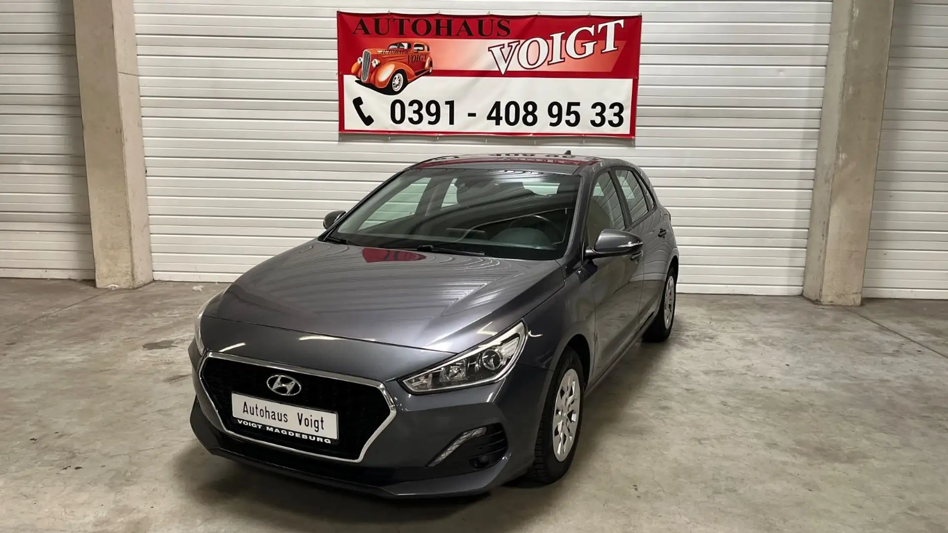 Hyundai i30 Navi Sitzheizg Tempomat Kamera Lenkradh. Gris - 1