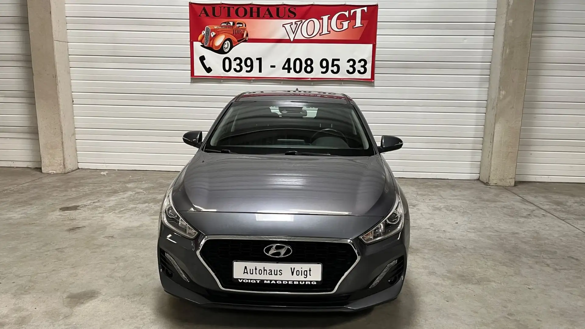 Hyundai i30 Navi Sitzheizg Tempomat Kamera Lenkradh. Gris - 2