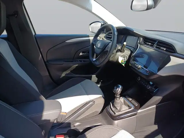 Opel Corsa view 11
