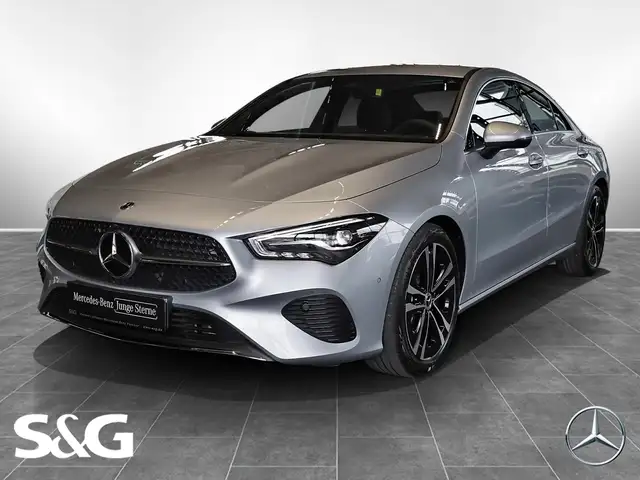 Mercedes-Benz CLA 180 Coupé TOTWINKEL+18"+KAMERA+LED+MBUX