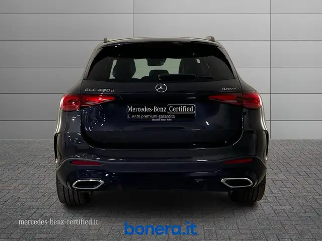Mercedes-Benz GLC view 5