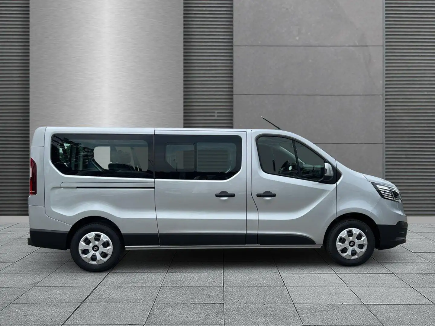 Renault Trafic L2H1 3,0t Grand Equilibre+Rollstuhlbefestigung ... Grau - 2