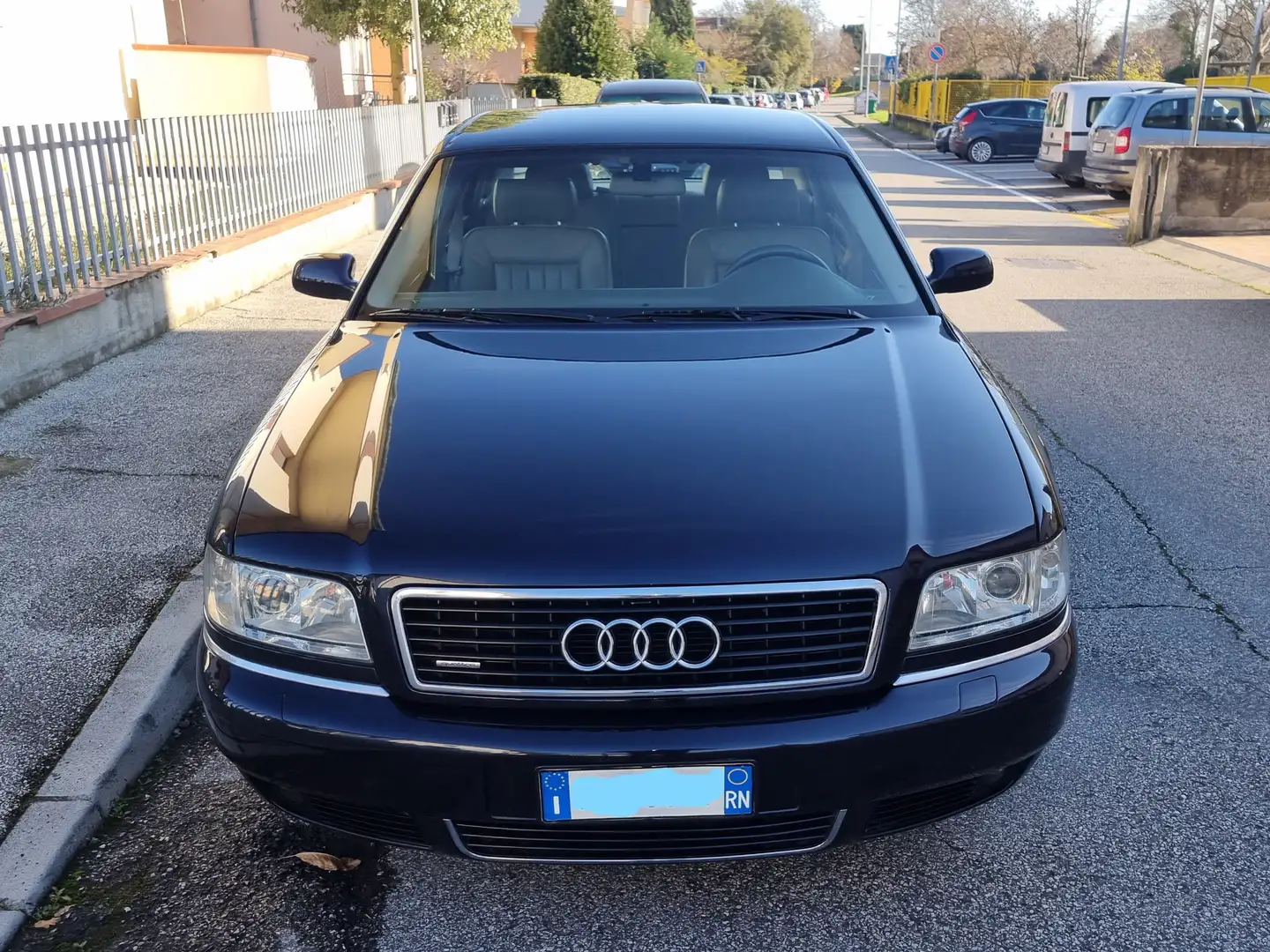 Audi A8 2.5 V6 tdi quattro tiptronic - 1