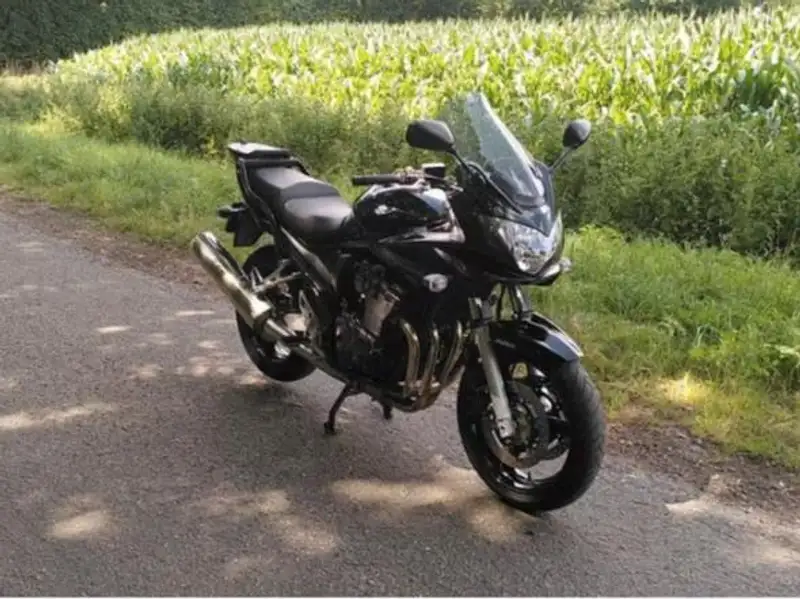 Suzuki Bandit 650 - foto 2