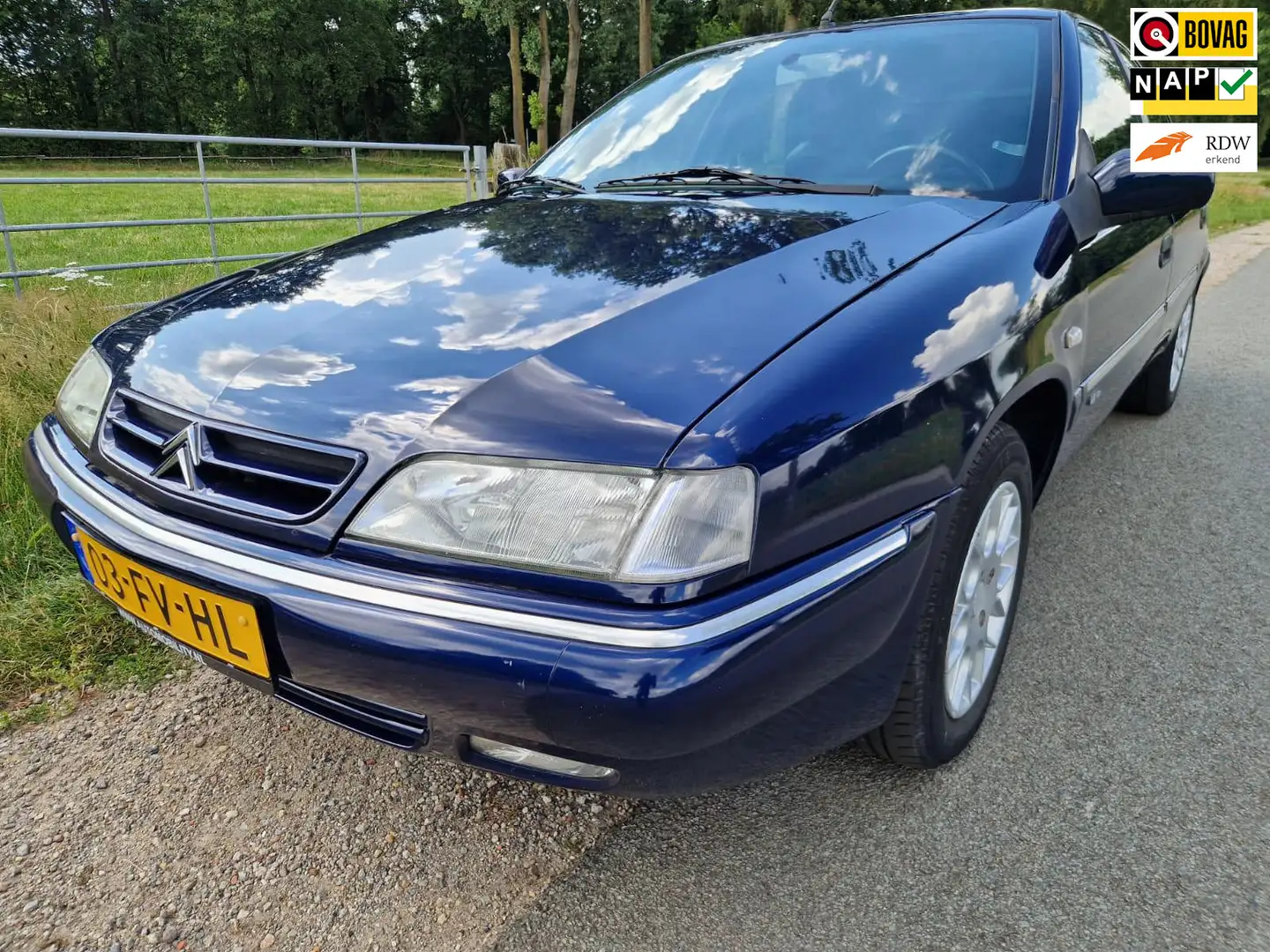 Citroen Xantia 1.8i-16V Millésime vol leder en airco Blau - 1