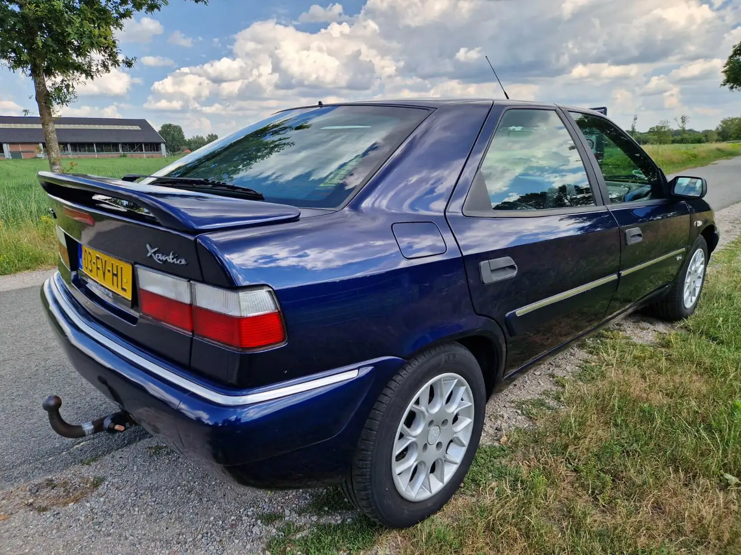 Citroen Xantia 1.8i-16V Millésime vol leder en airco Blau - 2