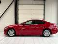 Alfa Romeo Giulia Giulia 2.2 JTDm *GPS*CAMERA*PDC*JANTES*SPORT* Rood - thumbnail 2