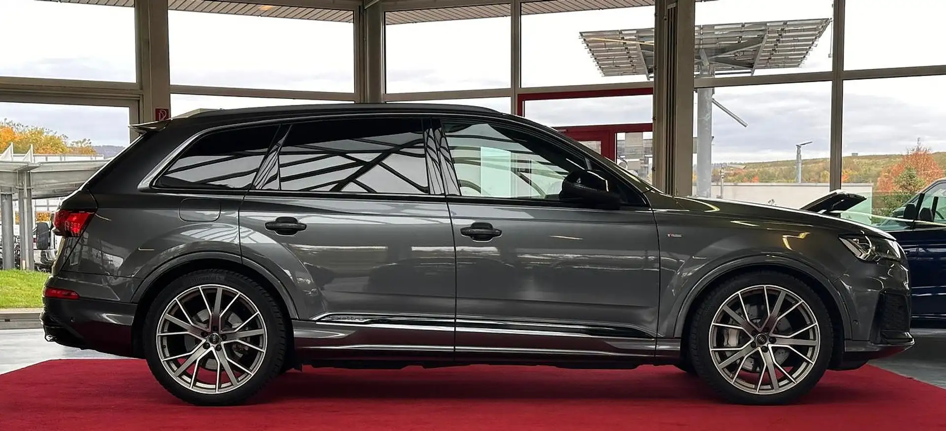 Audi Q7 50 TDI quattro S line 7SITZE AHK HUD PONA 360° Grau - 2