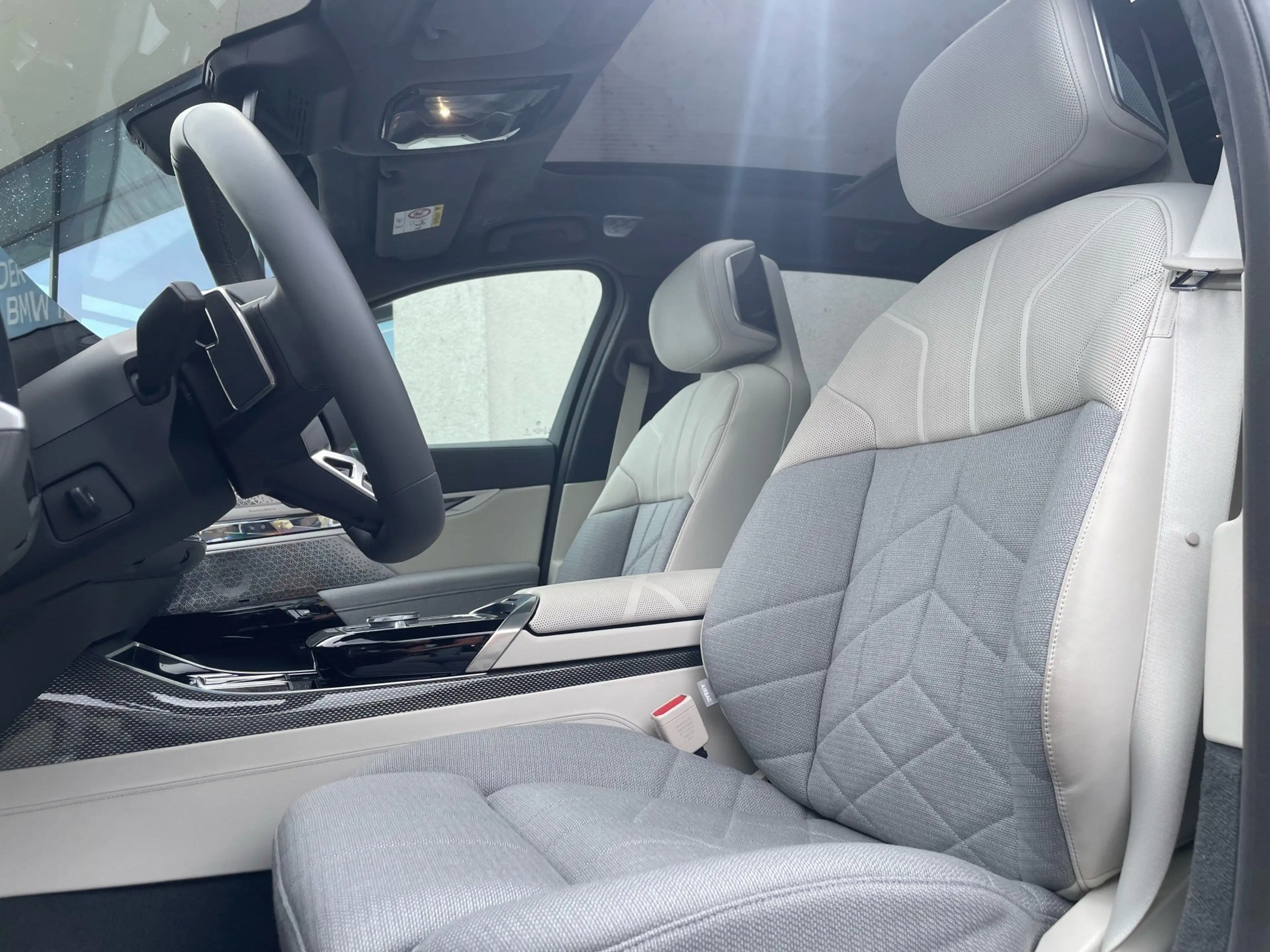 BMW i7 xDrive60 Limo M Sport || Execu.Lou.Sit. elTüren — photo 9