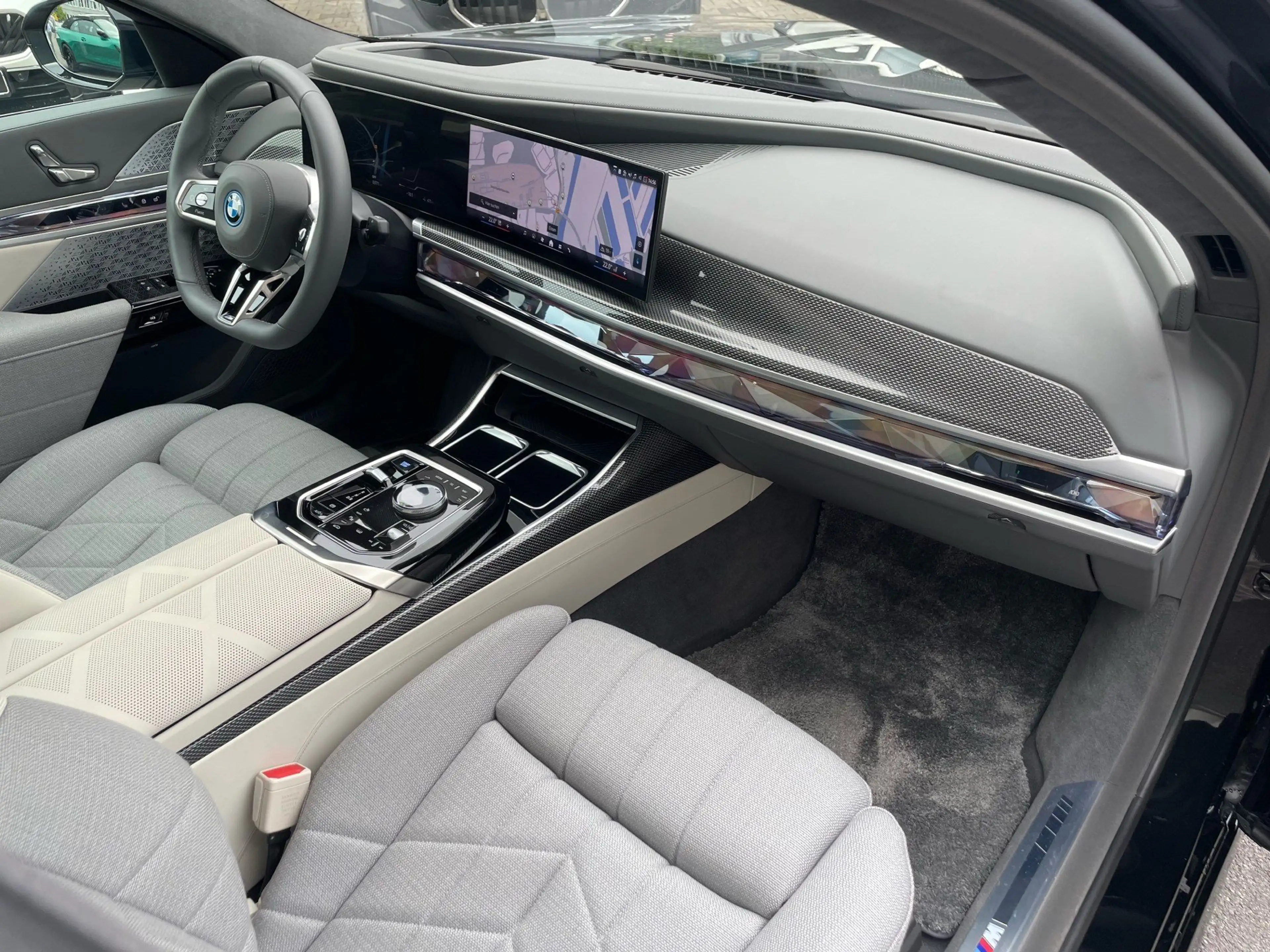 BMW i7 xDrive60 Limo M Sport || Execu.Lou.Sit. elTüren — photo 5