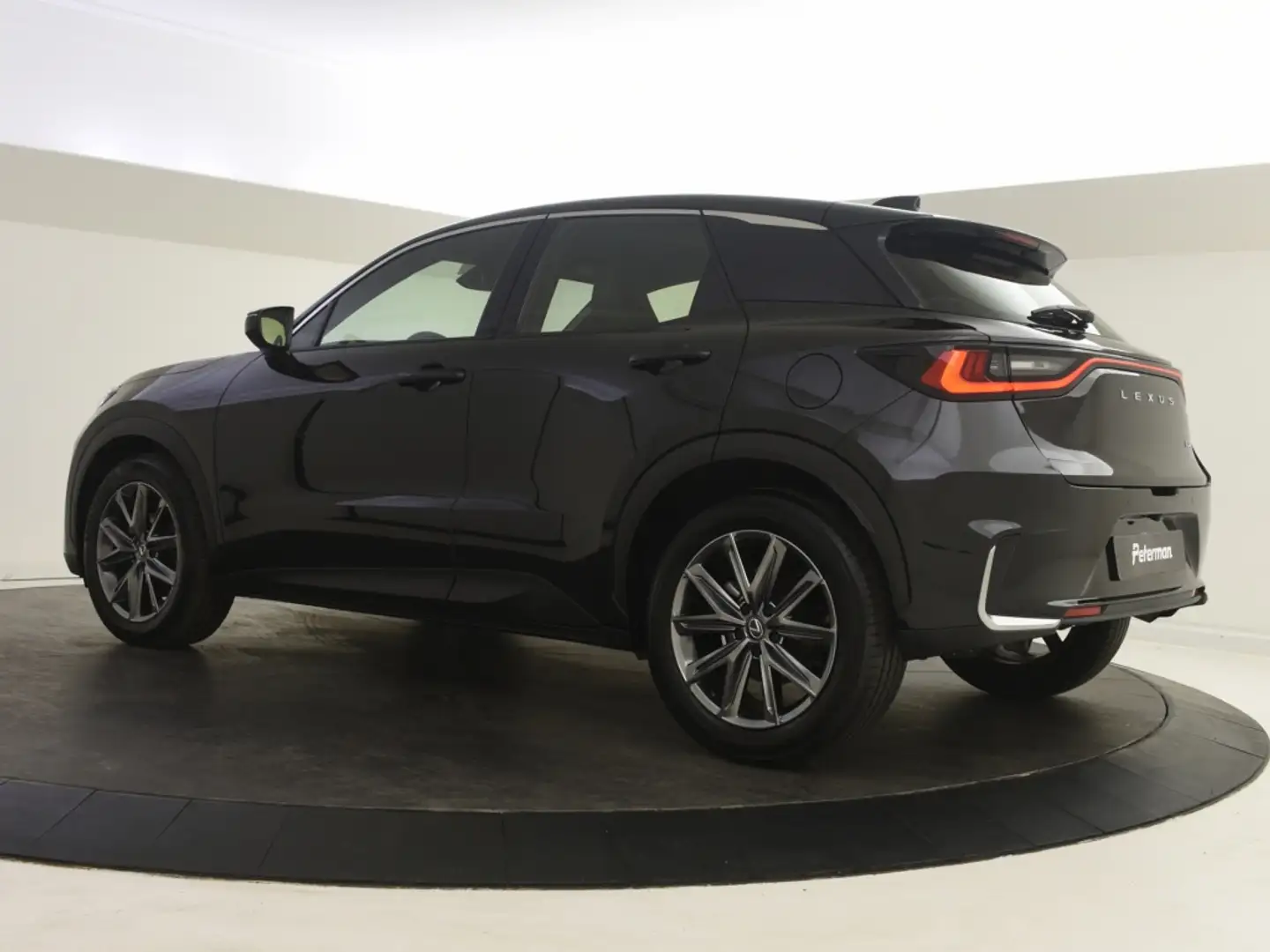 Lexus LBX DEMO 1.5 Hybrid Elegant | Tech Pack | Parkeersenso Zwart - 2