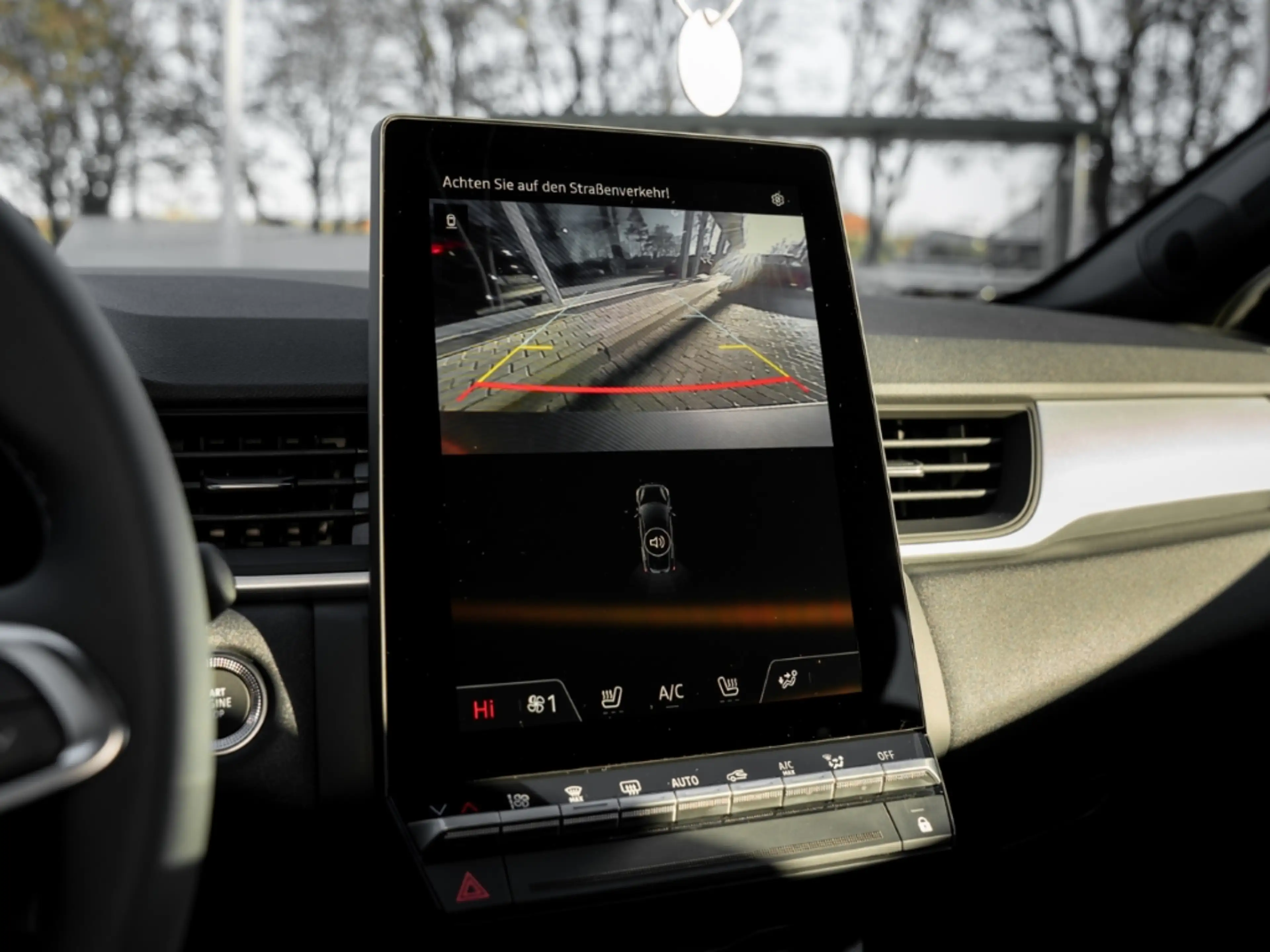 Mitsubishi Grandis Diamant Plus Klimaautom LED DAB Digitales Cockpit — photo 11