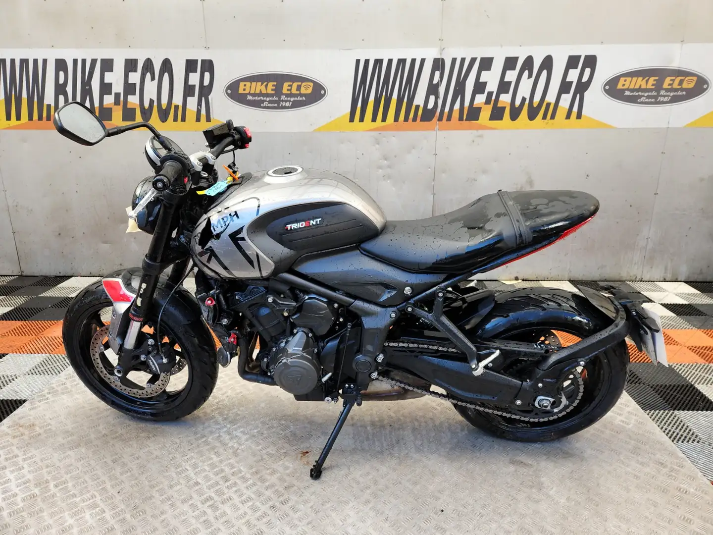 Triumph Trident 660 - 2