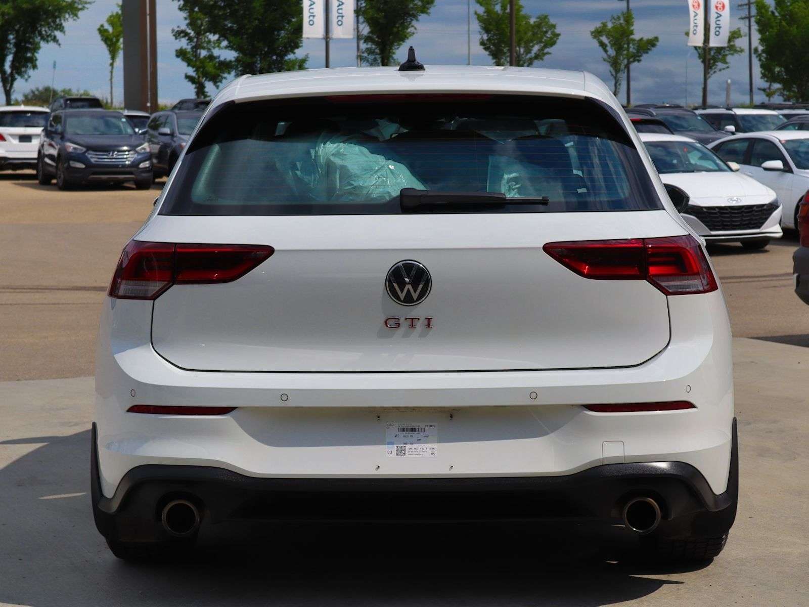 2024 Volkswagen Golf GTI/HEATED SEATS/WIRELESS AUDIO/BLINDSPOT WARNING/ — снимка 1