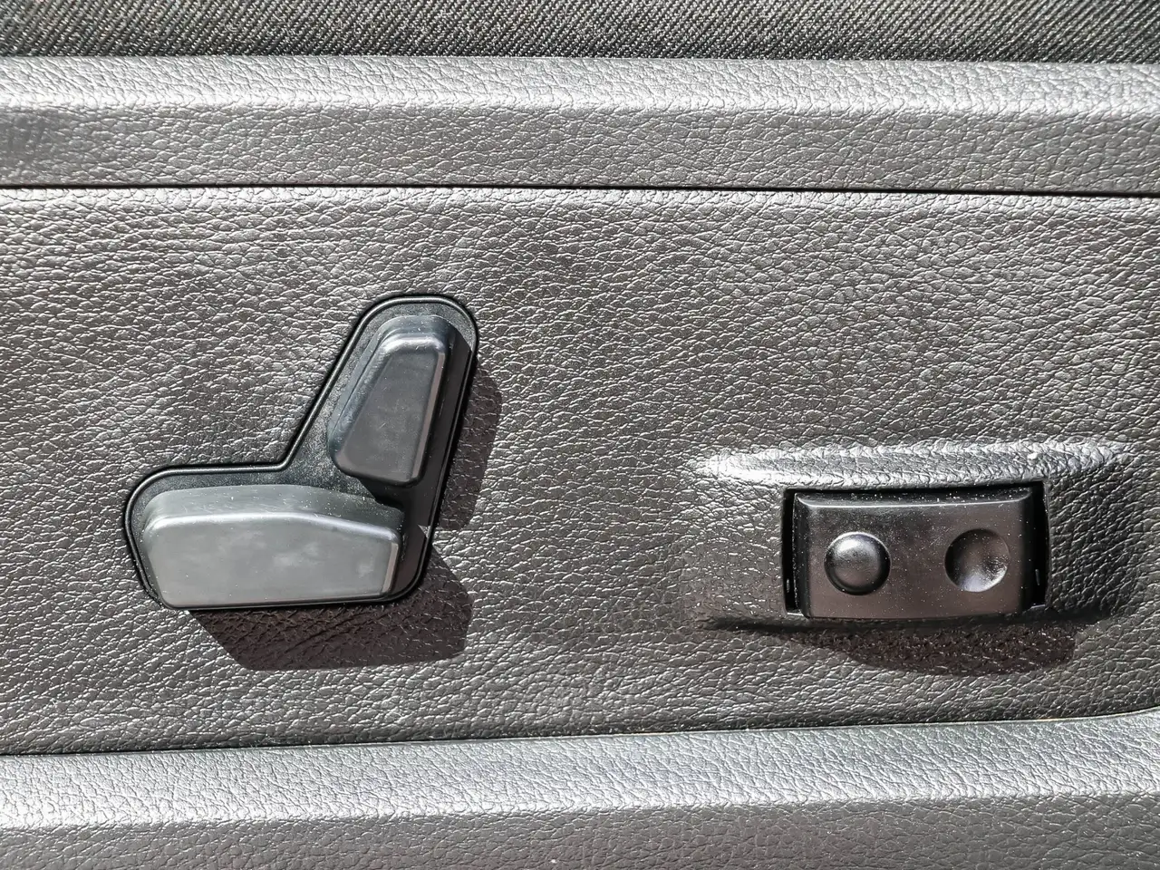 RAM 2500 снимка RAM 2500