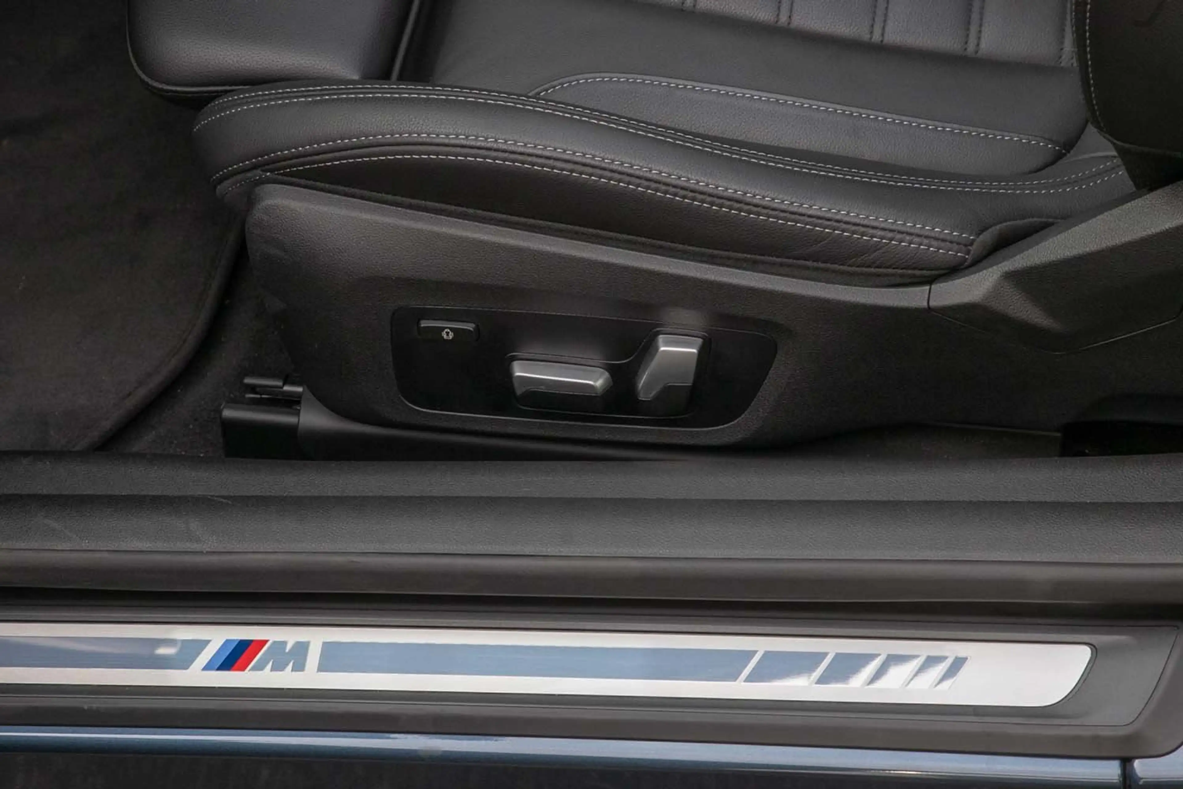 BMW 440 M440i Cabrio Laserlicht h/k HeadUp RfKam — photo 13