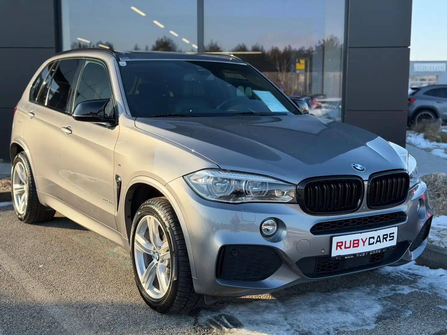 BMW X5 xDrive 30d M Sportpaket Silber - 1