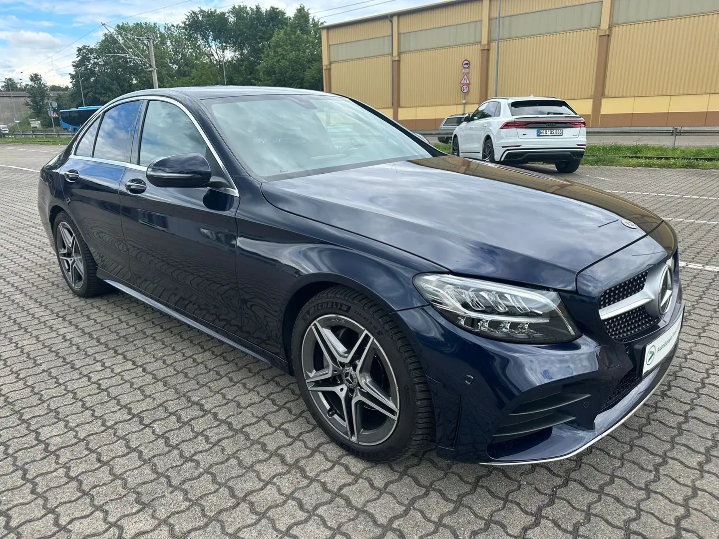 Mercedes-Benz C 200 C 200 d AMG Line Blau - 1