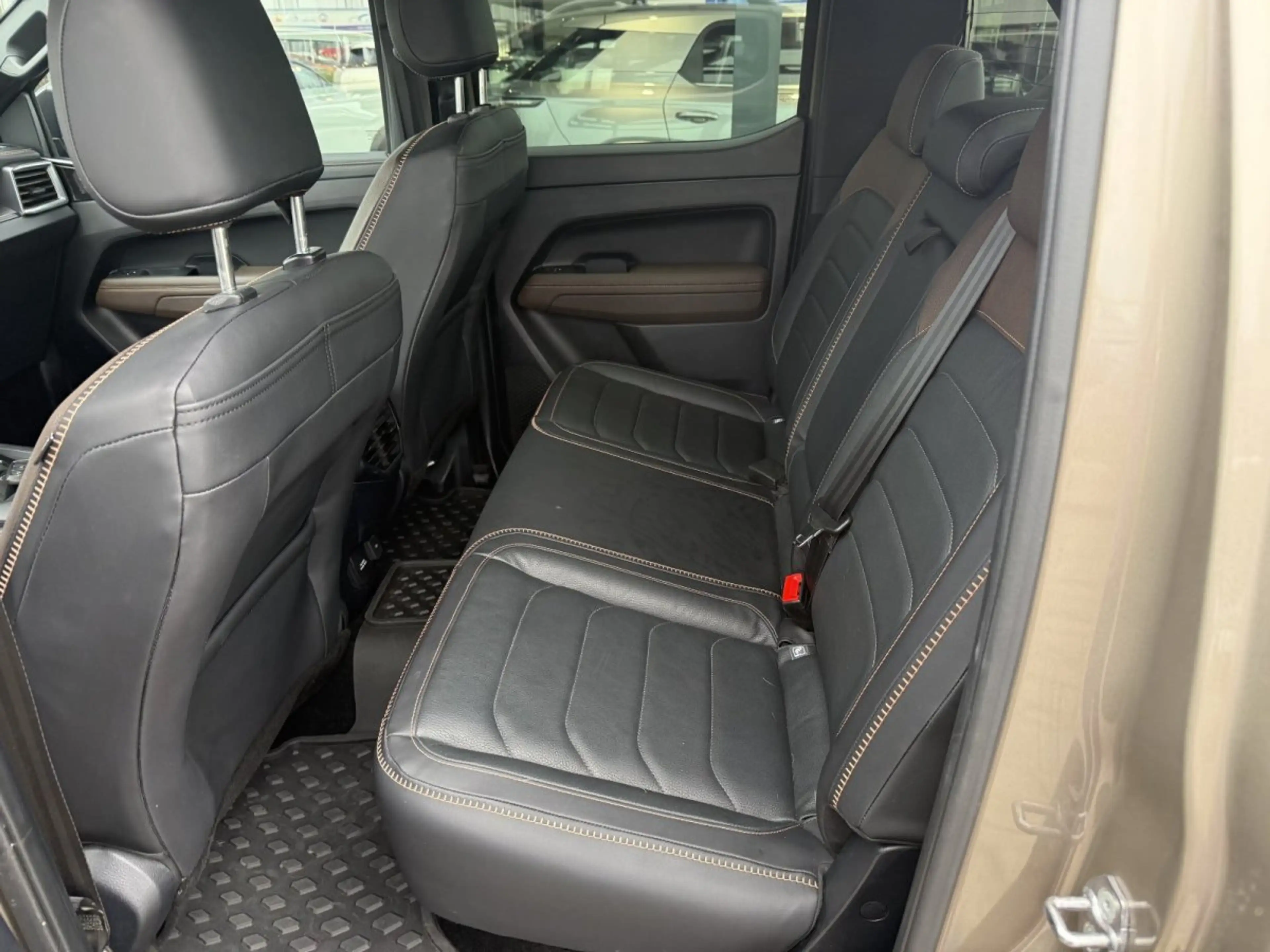 Volkswagen Amarok 3.0 TDI PanAmericana 4Motion*AHK*Sthzg*20Zoll — photo 12
