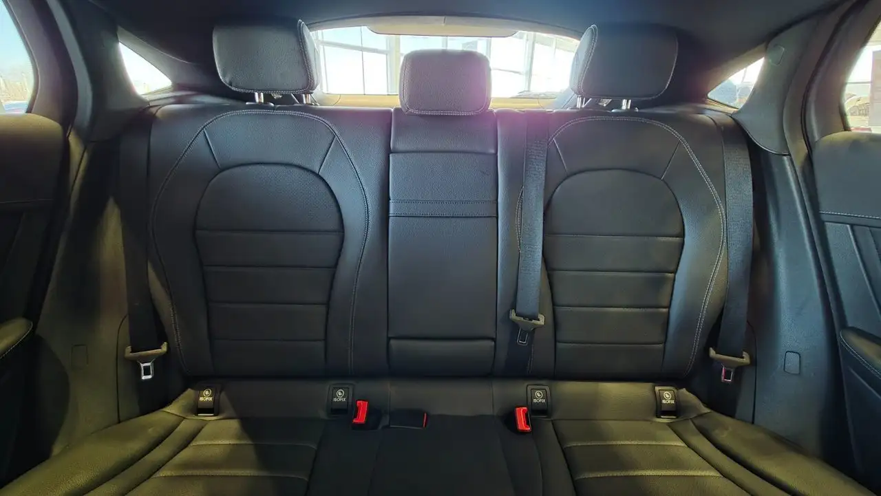 Mercedes-Benz GLC снимка Mercedes-Benz GLC