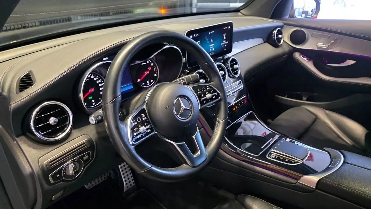 Mercedes-Benz GLC снимка Mercedes-Benz GLC