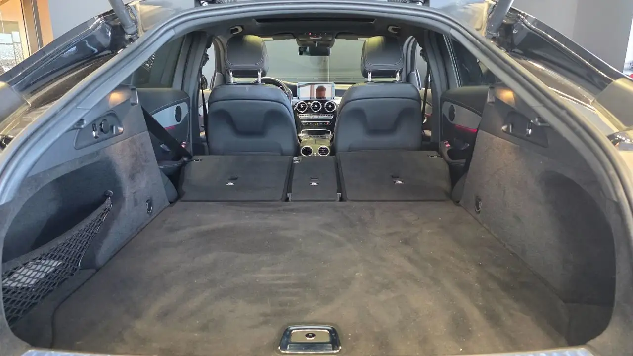 Mercedes-Benz GLC снимка Mercedes-Benz GLC