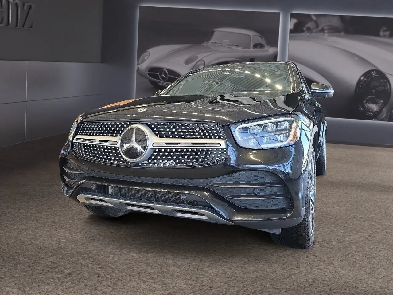 Mercedes-Benz GLC снимка Mercedes-Benz GLC