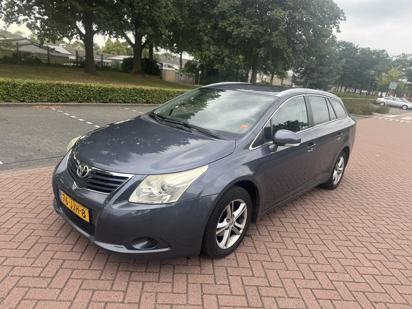 Toyota Avensis 1.6 VVTi Comfort Albastru - 1