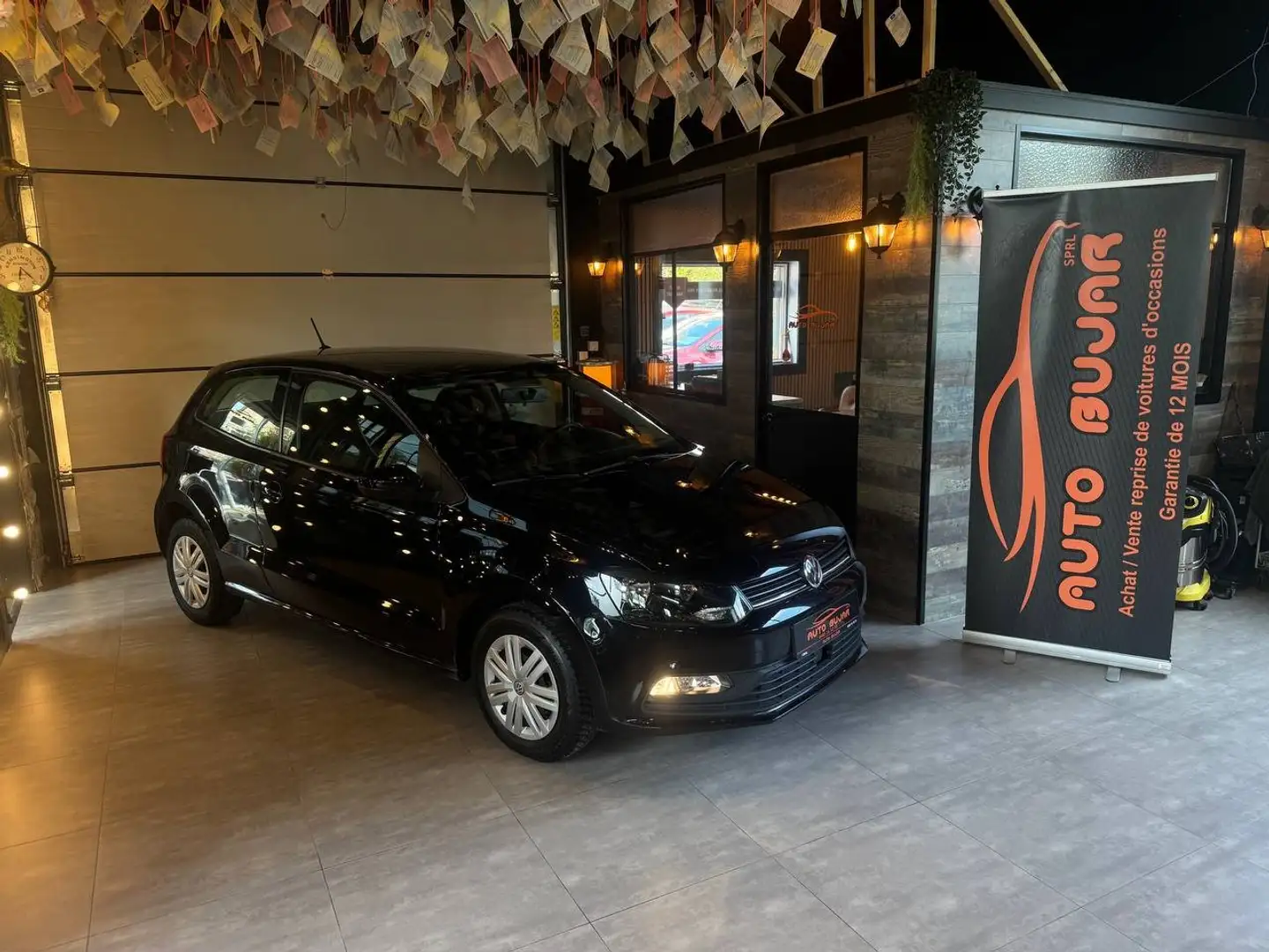 Volkswagen Polo Polo 1.0i **AIRCO / BLUETOOTH / 1ER PROP** Zwart - 1