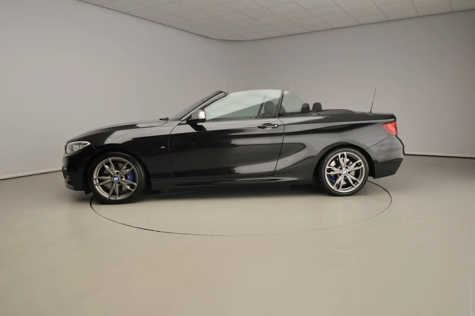BMW 240 2 Serie Cabrio M240i | M-Sportpakket | Xenon | Nav Zwart - 2