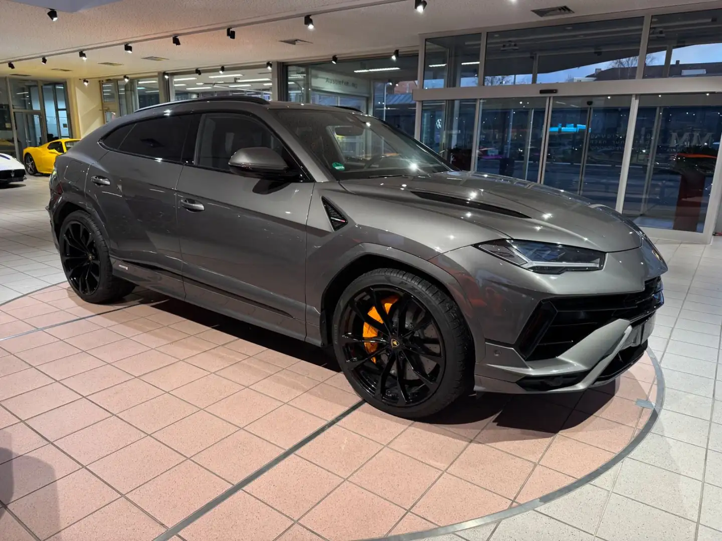 Lamborghini Urus S PANORAMA/B&O/STYLE/ANIMA Grijs - 2