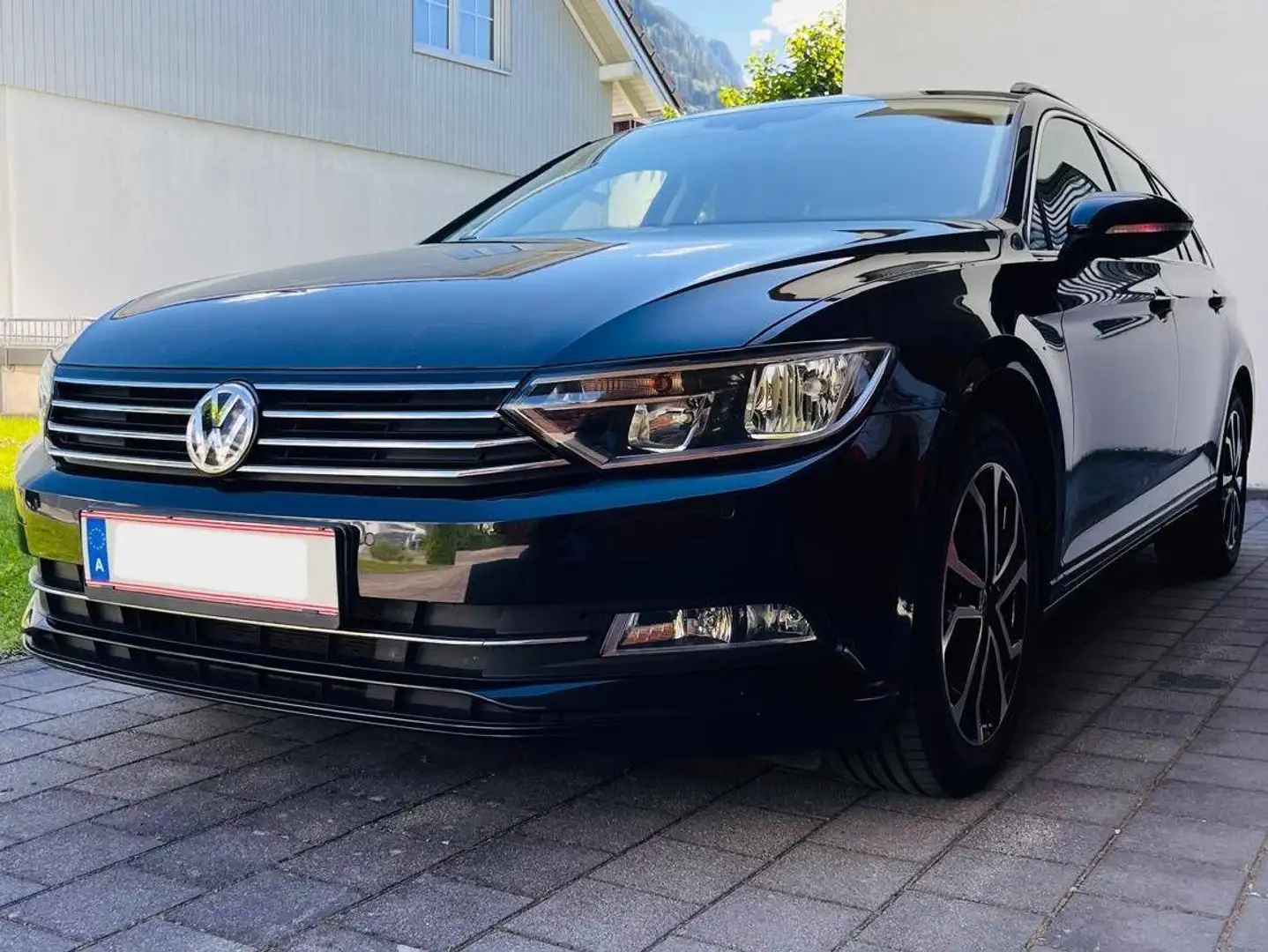 Volkswagen Passat Variant Passat Variant Comfortline 1,6 TDI Comfortline Schwarz - 1